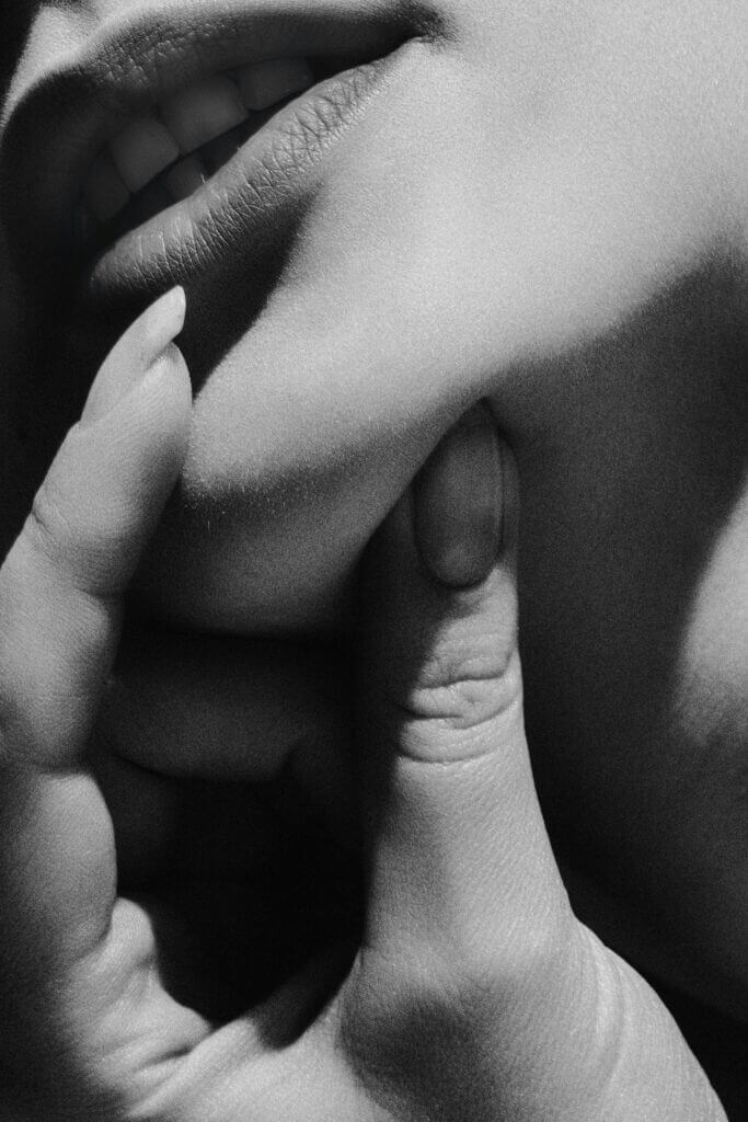 pexels-krivitskiy-1257359